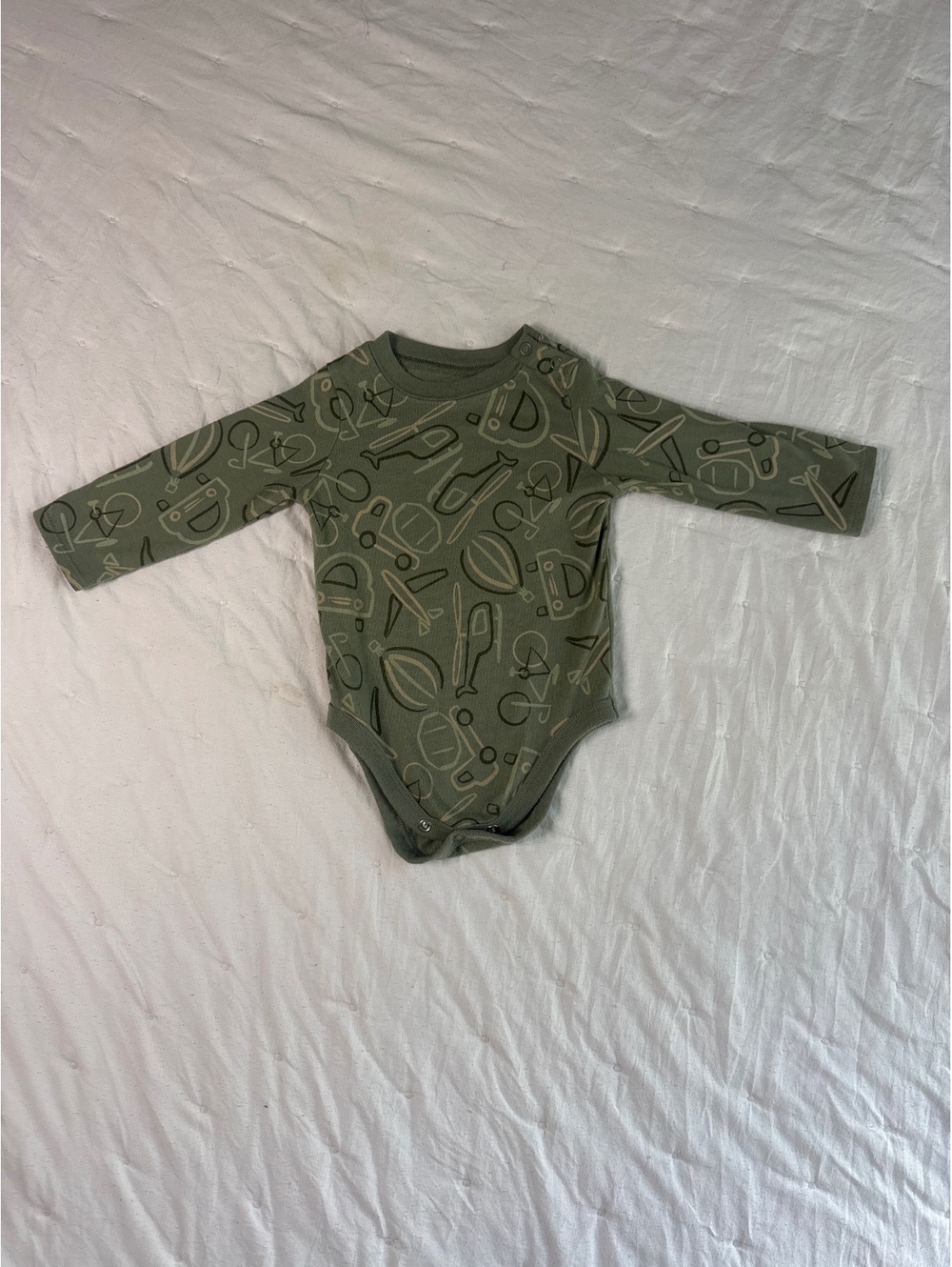 Garanimals Boys' Long Sleeve Green Bodysuit 12M